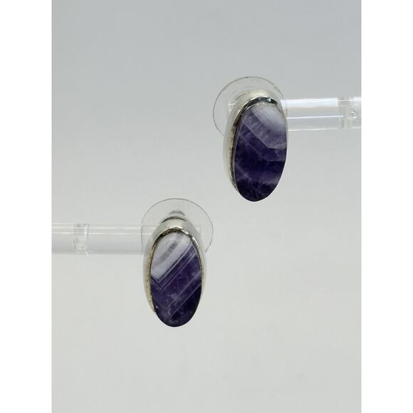 Vintage Chevron Amythest Sterling Silver Oval Post Earrings .75 Inch - Picture 1 of 8